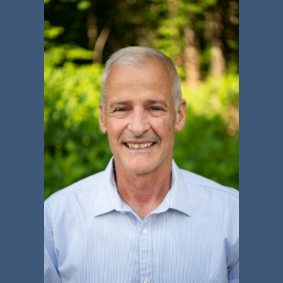 Headshot of Rob Aichele.