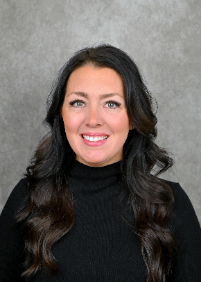 Head and shoulder photo of Katie Favela